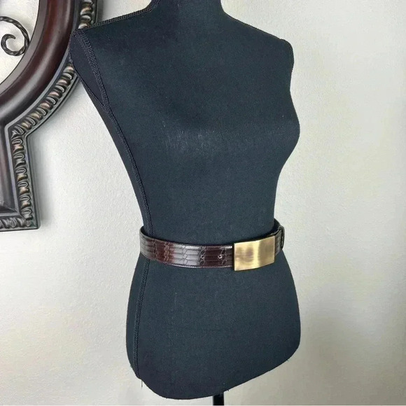 ESCADA Vintage Designer Women’s Brown Leather Brushed Metal Buckle